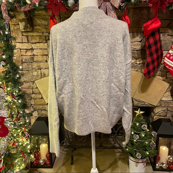 NWT Wool City Gray Drop Shoulder Balloon Sleeve Sweater Size XL - Picture 4 of 8